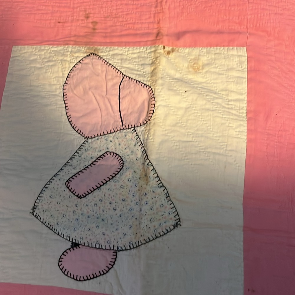 Antique handmade pink quilt (7) - Picture 5 of 10